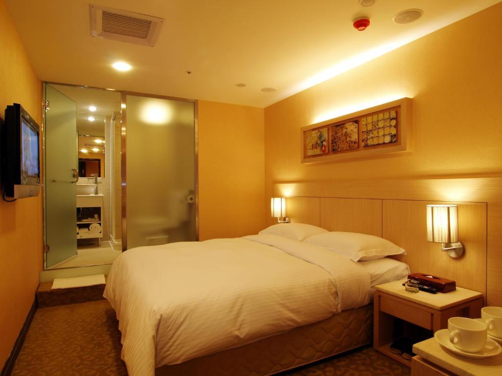 טאיפיי 東鑫商務旅館eastern Star Hotel חדר תמונה