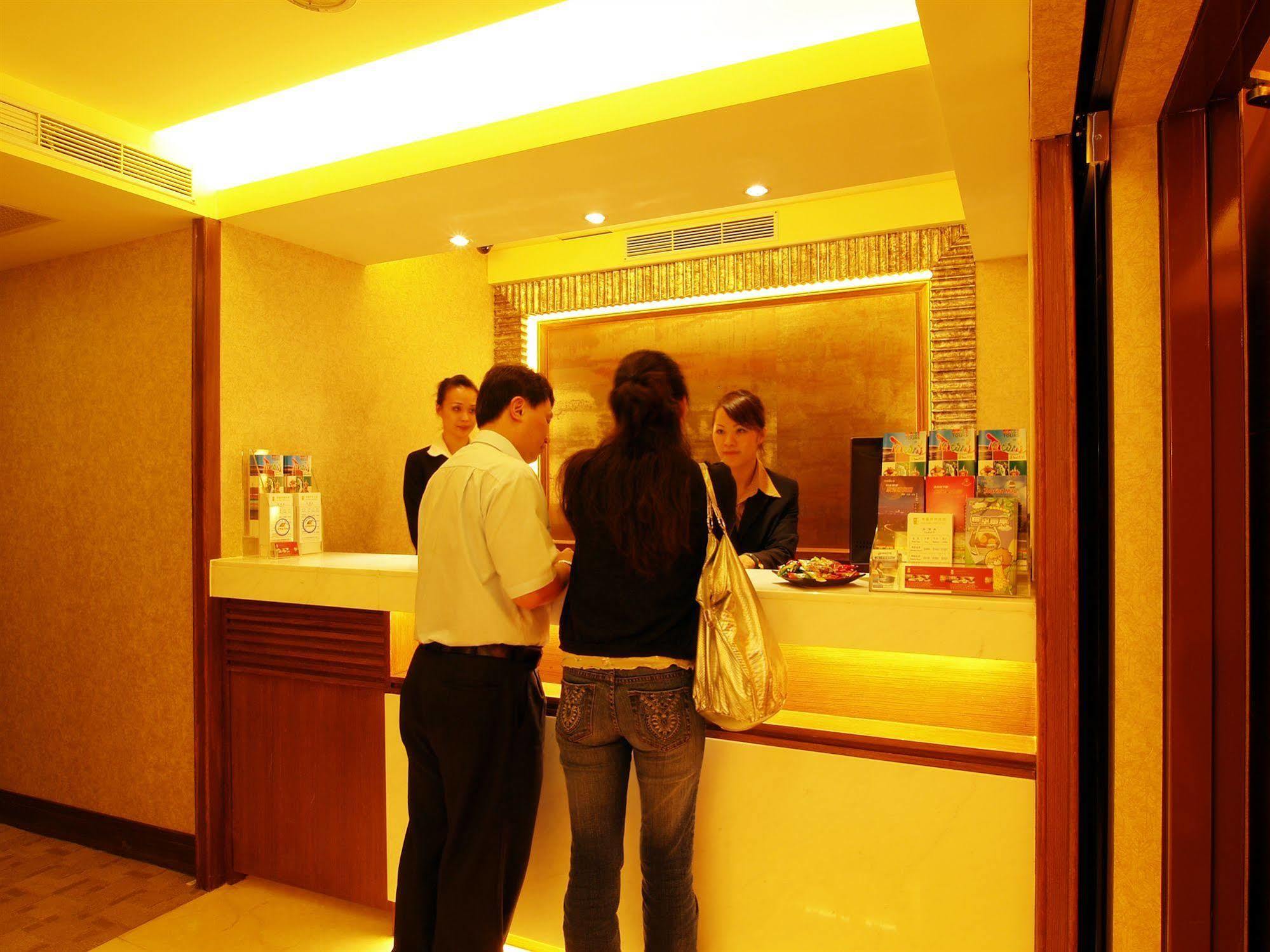 טאיפיי 東鑫商務旅館eastern Star Hotel מראה חיצוני תמונה